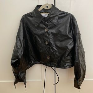 OAK + FORT Women’s Cropped Faux Leather Crinkled Leather Size Small